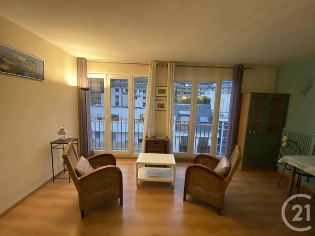 Appartement F2 à vendre - 2 pièces - 42.0 m2 - PARIS - 75015 - ILE-DE-FRANCE - Century 21 Farré Parc Brassens